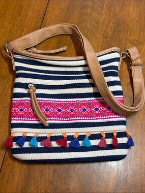 Striped Navy & Cream Crossbody Shoulder Bag Multicolored Braid and Tassels Trim